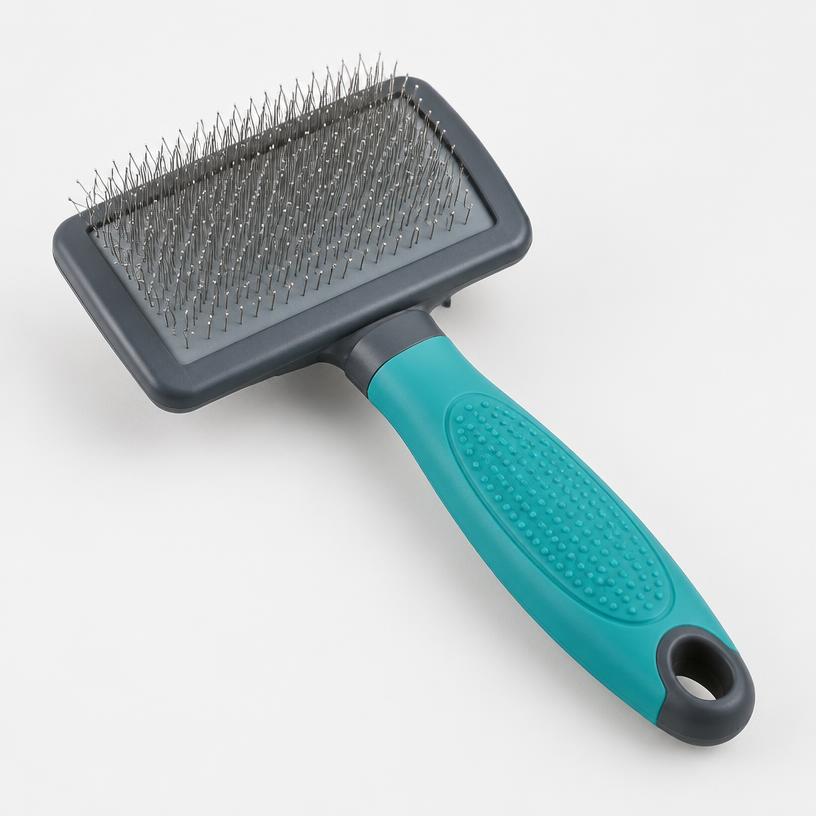 Aqua Slicker Brush